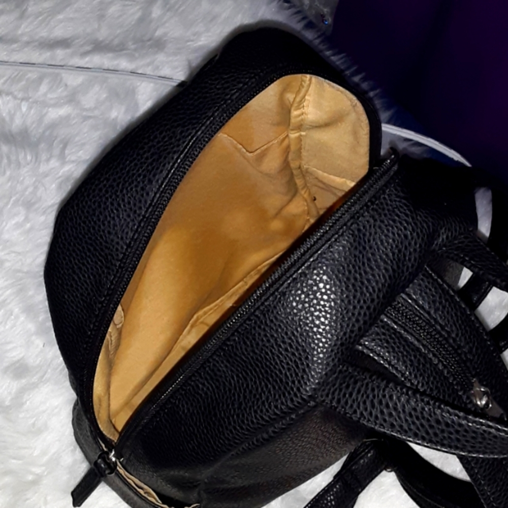 🎒 Medium black backpack - Picture 8 of 9